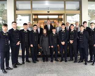 İMEAK Deniz Ticaret Odası, Rizeli öğrencileri ağırladı
