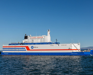 Ruslar, ‘Yüzen Çernobil’in suyuyla duş almaya başladı