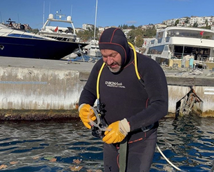 Dalgıç Yücel Akpınar, 27 yıldır denizden salyangoz çıkarıyor