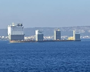 Boka Vanguard gemisi, Çanakkale Boğazı'ndan geçti