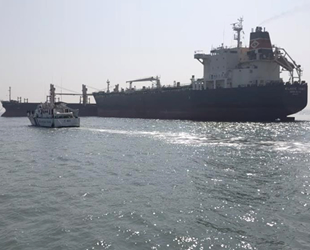 Hindistan’da Aviator ve Ancient Grace isimli gemiler çatıştı