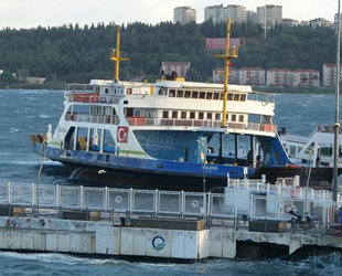 Çanakkale Boğazı’nda feribot seferleri geçici olarak durduruldu