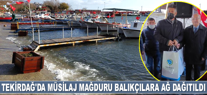 Tekirdağ’da müsilaj mağduru balıkçılara ağ dağıtıldı