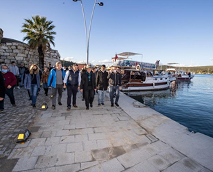 Sığacık sahili yepyeni bir görünüme kavuştu