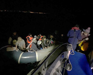 İzmir açıklarında 92 düzensiz göçmen kurtarıldı