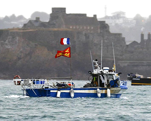 İngiltere, 23 Fransız teknesine daha lisans verecek