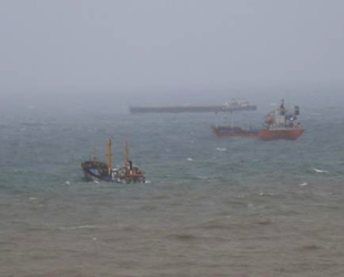 Karadeniz, gemileri beşik gibi salladı
