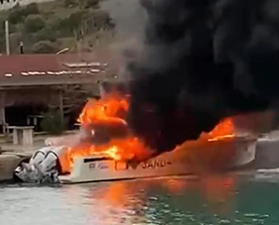 Balıkesir’de jandarmaya tahsis edilen botta yangın çıktı