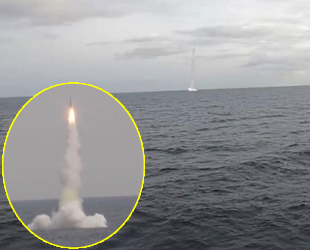 Rus denizaltısı, Japon Denizi'nde kıyıdaki hedefi 'Kalibr' füzesiyle vurdu