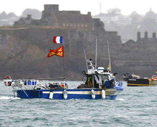 Fransa, balıkçılık krizi yaşadığı İngiltere’ye dava açıyor