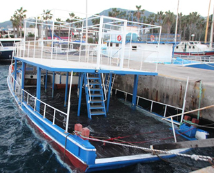 Bodrum’da göçmen kaçakçılığında kullanılan tekne battı