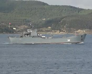 Rus savaş gemisi, Çanakkale Boğazı’ndan geçti