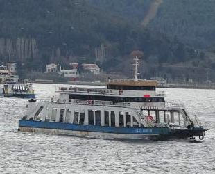 Gökçeada feribot seferleri, fırtına nedeniyle iptal edildi