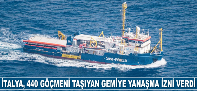 İtalya, 440 göçmeni taşıyan gemiye Pozzallo Limanı'na yanaşma izni verdi