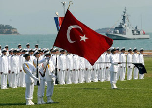 Deniz Lisesi'nde mezuniyet töreni