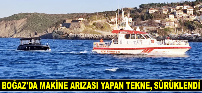 İstanbul Boğazı’nda makine arızası yapan tekne, sürüklendi