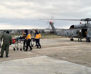 Gökçeadalı hastaların yardımına Deniz Kuvvetleri yetişti