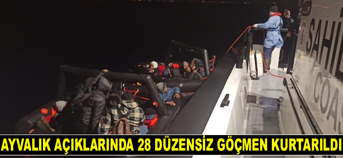 Ayvalık açıklarında 28 göçmen kurtarıldı