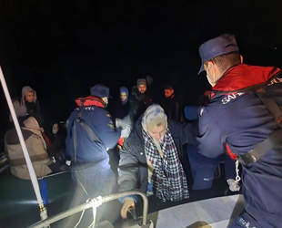 Bodrum’da 18 düzensiz göçmen kurtarıldı