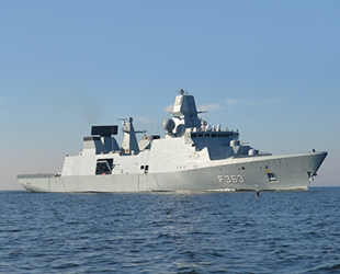 NATO, Doğu Avrupa’ya savaş uçağı ve gemi gönderiyor