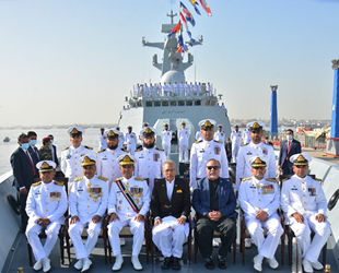 PNS Tughril, Pakistan Donanması’nda göreve başladı