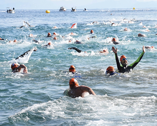 Datça'da '16. Açık Deniz Kış Yüzme Maratonu' düzenlendi