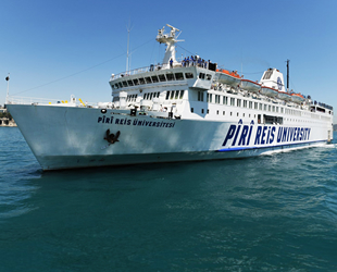Piri Reis Üniversitesi, 'Eğitim Gemisi'ni satışa çıkardı