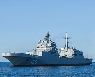 Rusya, 6 adet büyük indirme gemisini tatbikatlar için Suriye'ye gönderdi