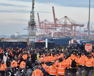 COSCO’nun Pire Limanı işçileri greve gitti