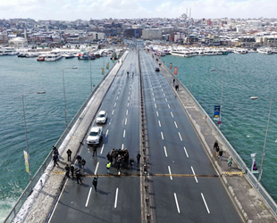 Atatürk Köprüsü'nün bağlantı noktası ayrıldı