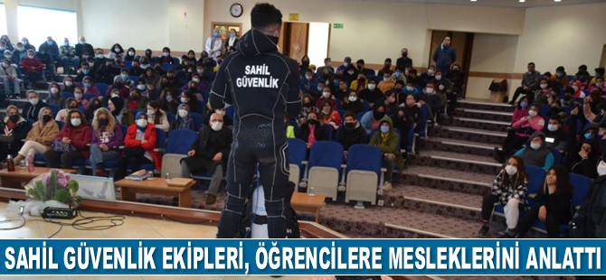 Edremit'te Sahil Güvenlik ekipleri, öğrencilere mesleklerini anlattı