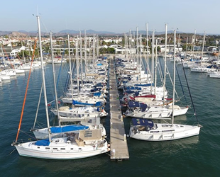 Teos Marina, çevreci yeşil enerji kullanıyor