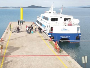 Midilli-Ayvalık arası feribot seferleri, yeniden başladı