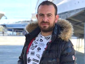 Kaş'ta devrilen teknenin altında kalan yat kaptanı Eşref Erdil, hayatını kaybetti