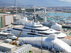 İtalya, Şehrazat isimli Rus yatına el koydu