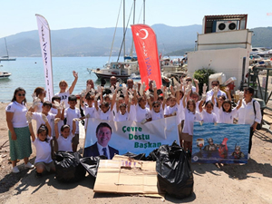 Bodrum’da teknoloji destekli deniz dibi temizliği yapıldı