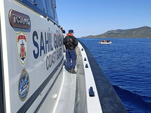 Ayvacık’ta mobil radar ile tespit edilen 25 göçmen kurtarıldı