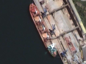 Rusya, Ukrayna’dan çaldığı buğdayı üçüncü ülkelere satıyor