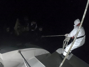 Didim'de 22 düzensiz göçmen yakalandı