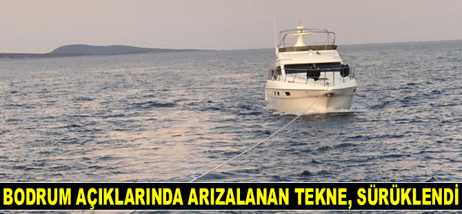 Bodrum açıklarında arızalanan tekne, sürüklendi