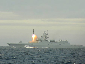 Rusya, Barents Denizi’nde hipersonik Tsirkon füzesini test etti