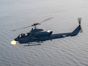 Türk Donanması’nın AH-1W taarruz helikopterleri göreve başladı