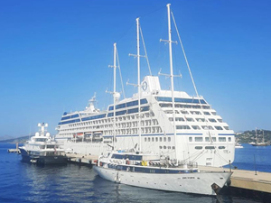 Nautica ve Pan Orama isimli gemiler, Bodrum’a geldi
