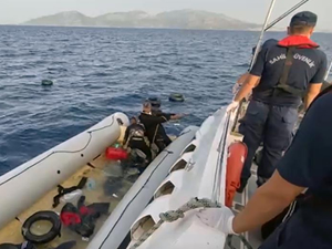 Datça’da 29 düzensiz göçmen kurtarıldı