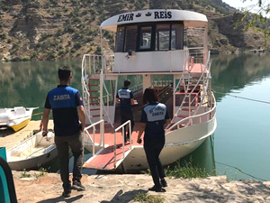 Dicle Barajı'nda içme suyunu kirleten fosil yakıtlı tekneler, mühürlendi