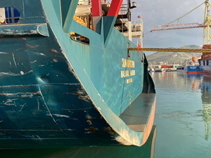 SUN UNICORN gemisi, Novorossiysk’te Türk sahipli ABANOZ isimli gemiyle çatıştı