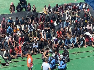 Akdeniz’de kaderine terk edilen göçmenleri, Türk gemisi Aslıhan kurtardı