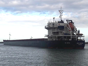 Türk sahipli Azov Concord, Mariupol Limanı’ndan ayrılan ilk yabancı gemi oldu