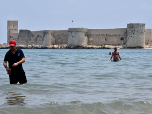 Mersin'de deniz suyu düzenli olarak kontrol ediliyor