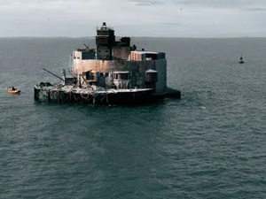 Birinci Dünya Savaşı’nda inşa edilen ‘deniz kalesi’ açık artırmayla satıldı